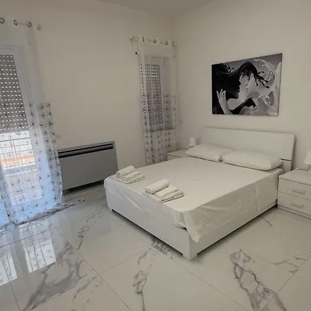 Sky Line Appartement Brolo